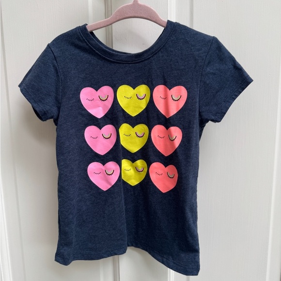 NWOT Garanimals 3T Girls Blue Multicolor Short Sleeve Tee Heart Design Rainbow - Picture 1 of 5